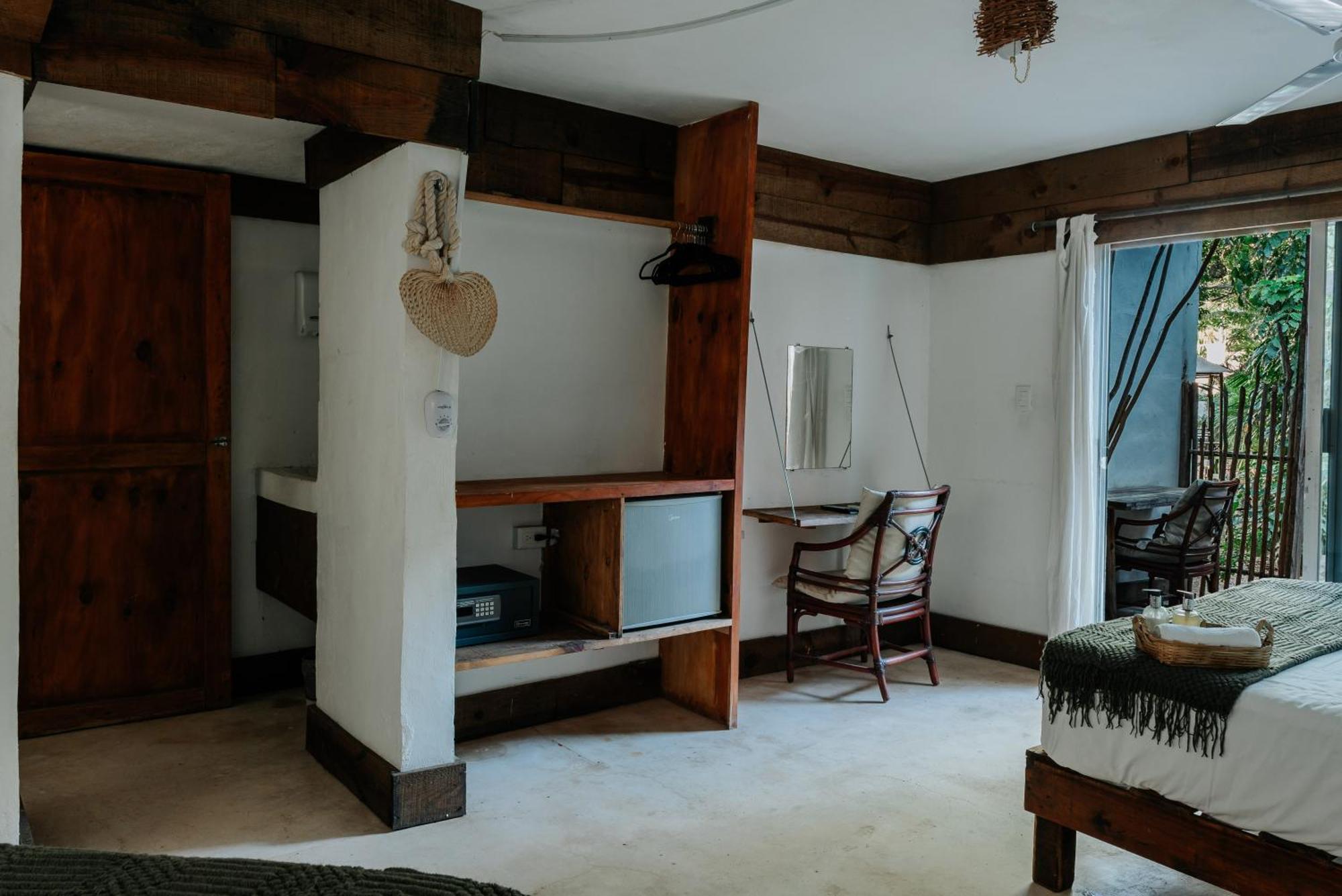 Icastico Hotel