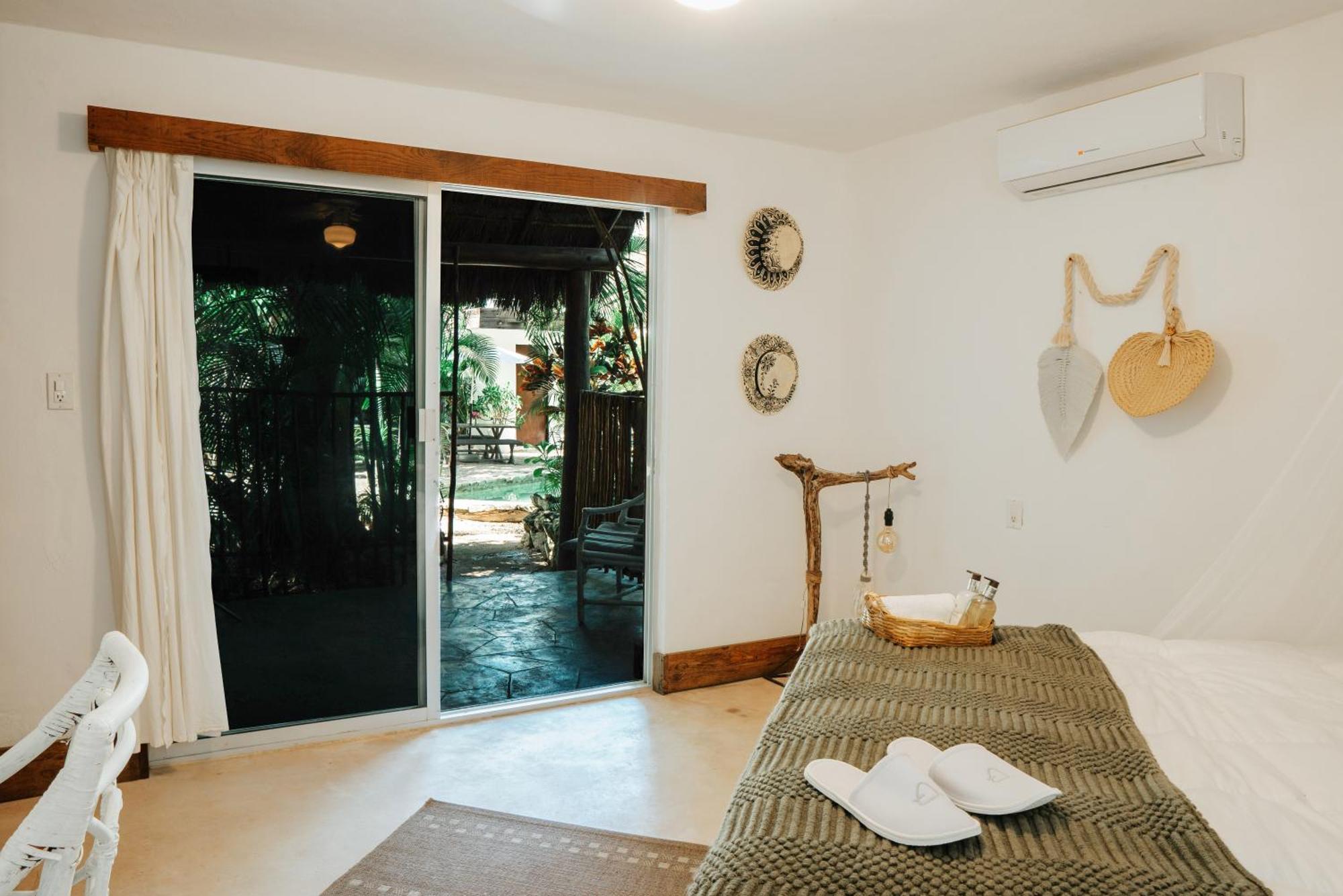 Icastico Hotel *