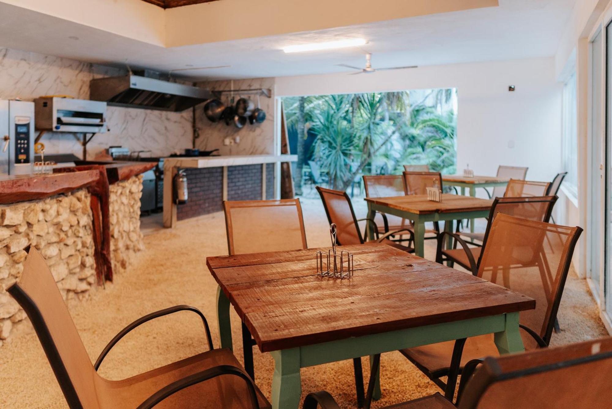 Icastico * Tulum
