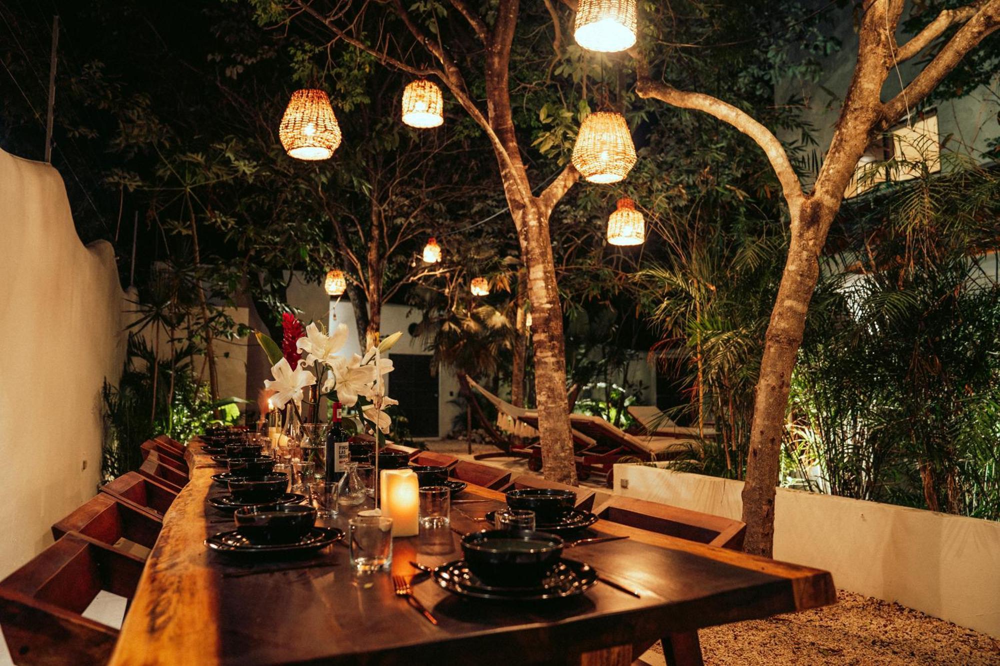 Casa Tira - Your Luxury Jungle Mansion In
