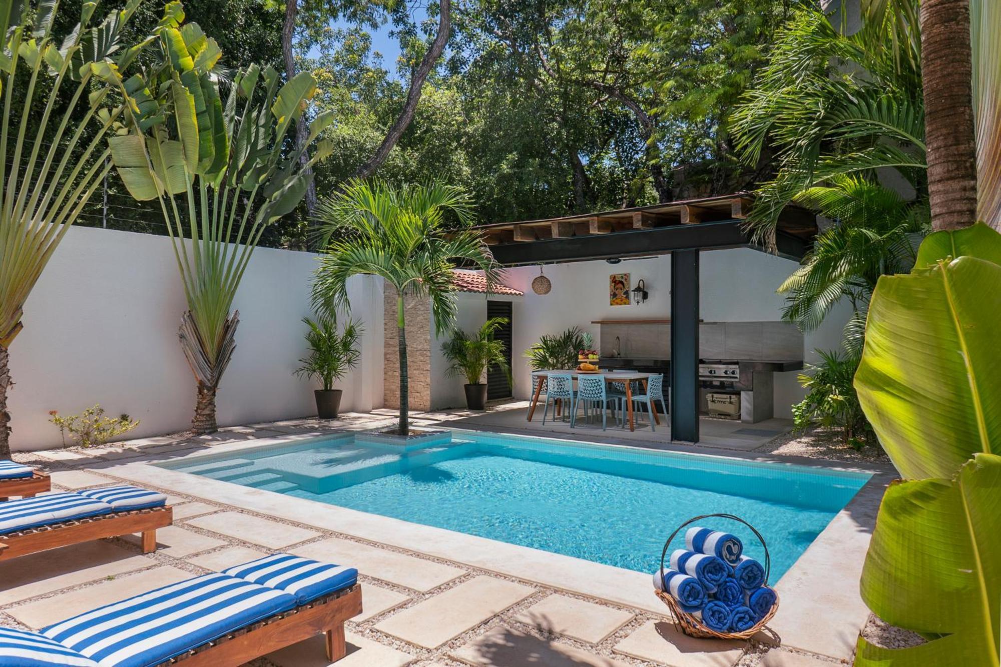 Wonderful Tropical 3br, Garden, Private Pool. *