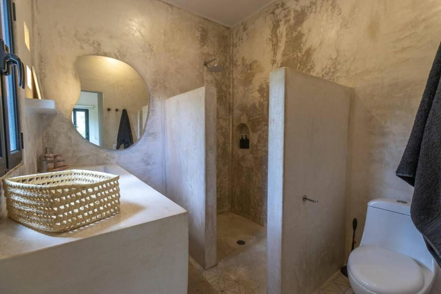 Villa Casa Petra Of La Veleta 4br Heart Of Tulum