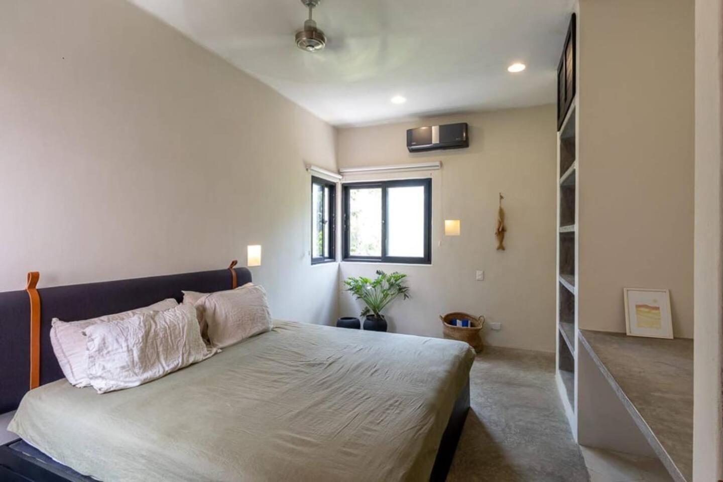 Casa Petra Of La Veleta 4br Heart Of Villa *