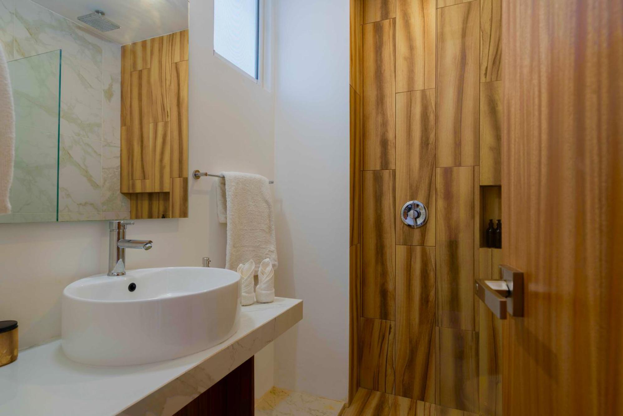 Apartamento Beautiful Swim-up With Private Terrace, Pool And Jungle Gym