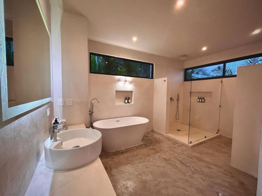 Villa Stunning In The Heart Of La Veleta - Casa Jardin Tulum