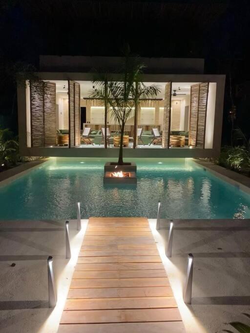 Reflective Jungle Treehouse With Plunge Pool Apartamento *