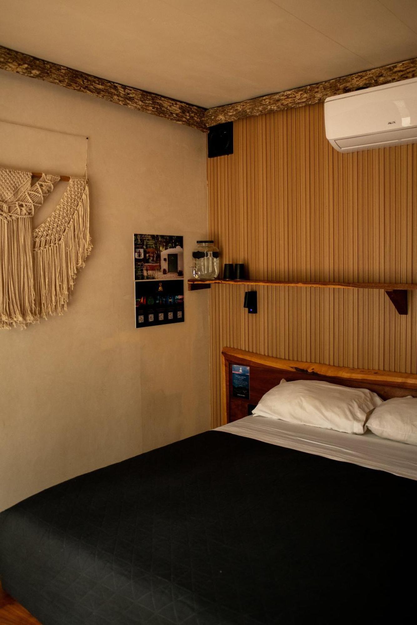 Bufo Alvarius Hotel