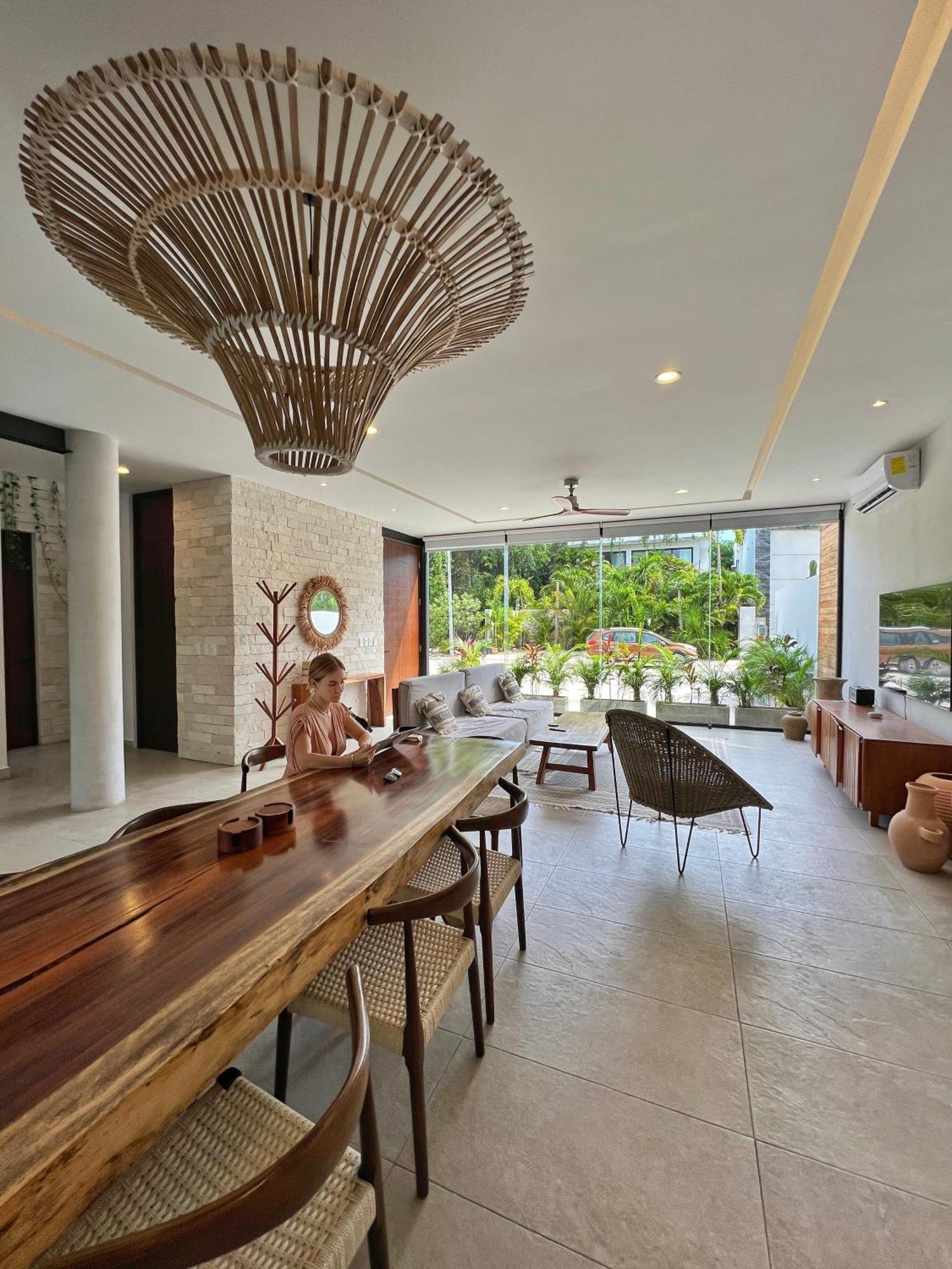 Casa Aventura Secluded Oasis 24h Security Near Sandy Beaches Villa
