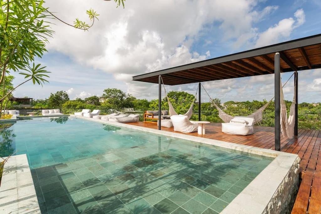 5 Star Luxury With Infinity And Cenote Pools Apartamento