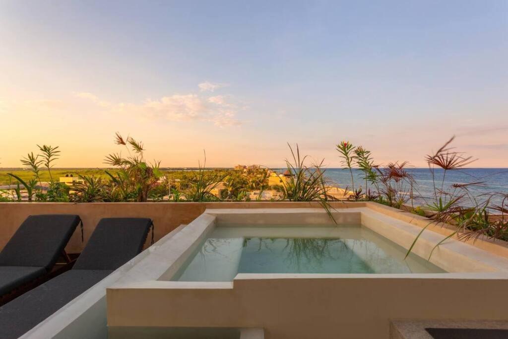 Luxury Beachfront Penthouse With Private Pool Apartamento *