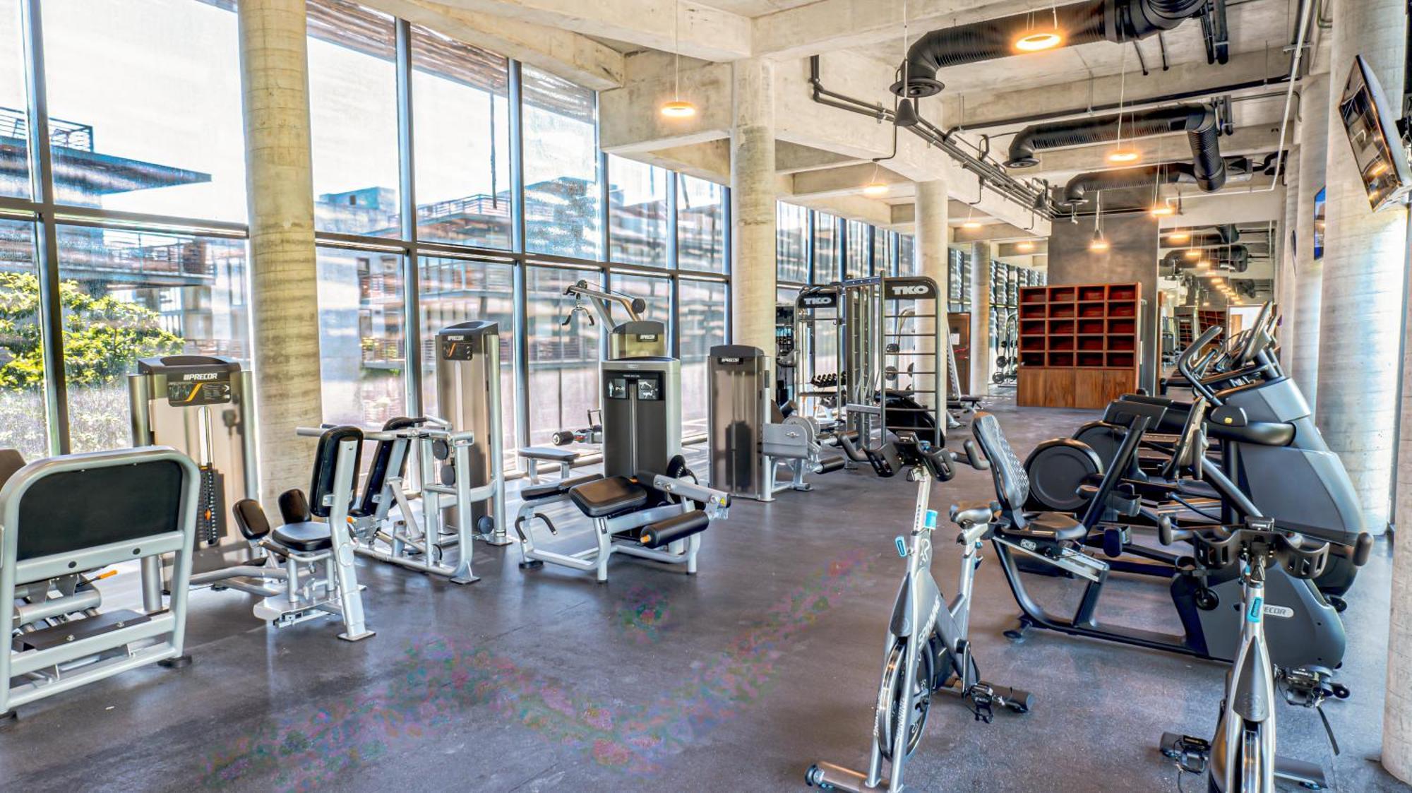 Luxury Penthouse - Jacuzzi, Gym, Pool, Sauna & Bbq Apartamento *