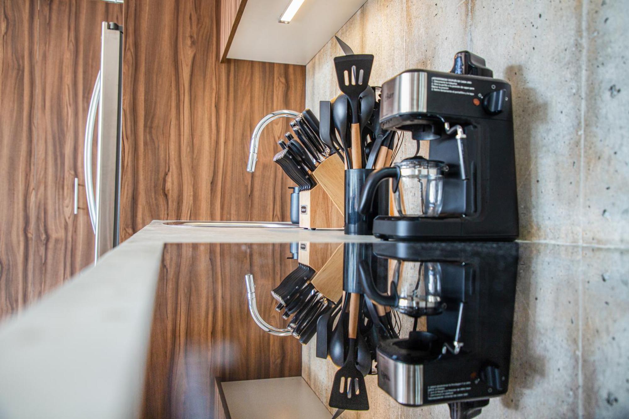 Apartamento Luxury Penthouse - Jacuzzi, Gym, Pool, Sauna & Bbq