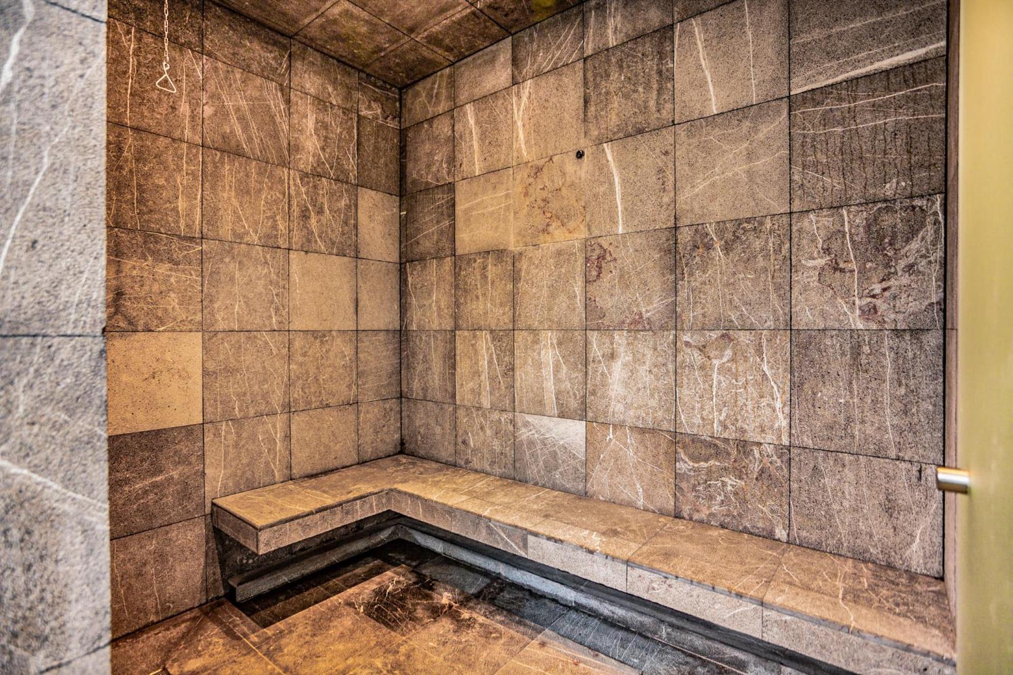 Luxury Penthouse - Jacuzzi, Gym, Pool, Sauna & Bbq Apartamento *