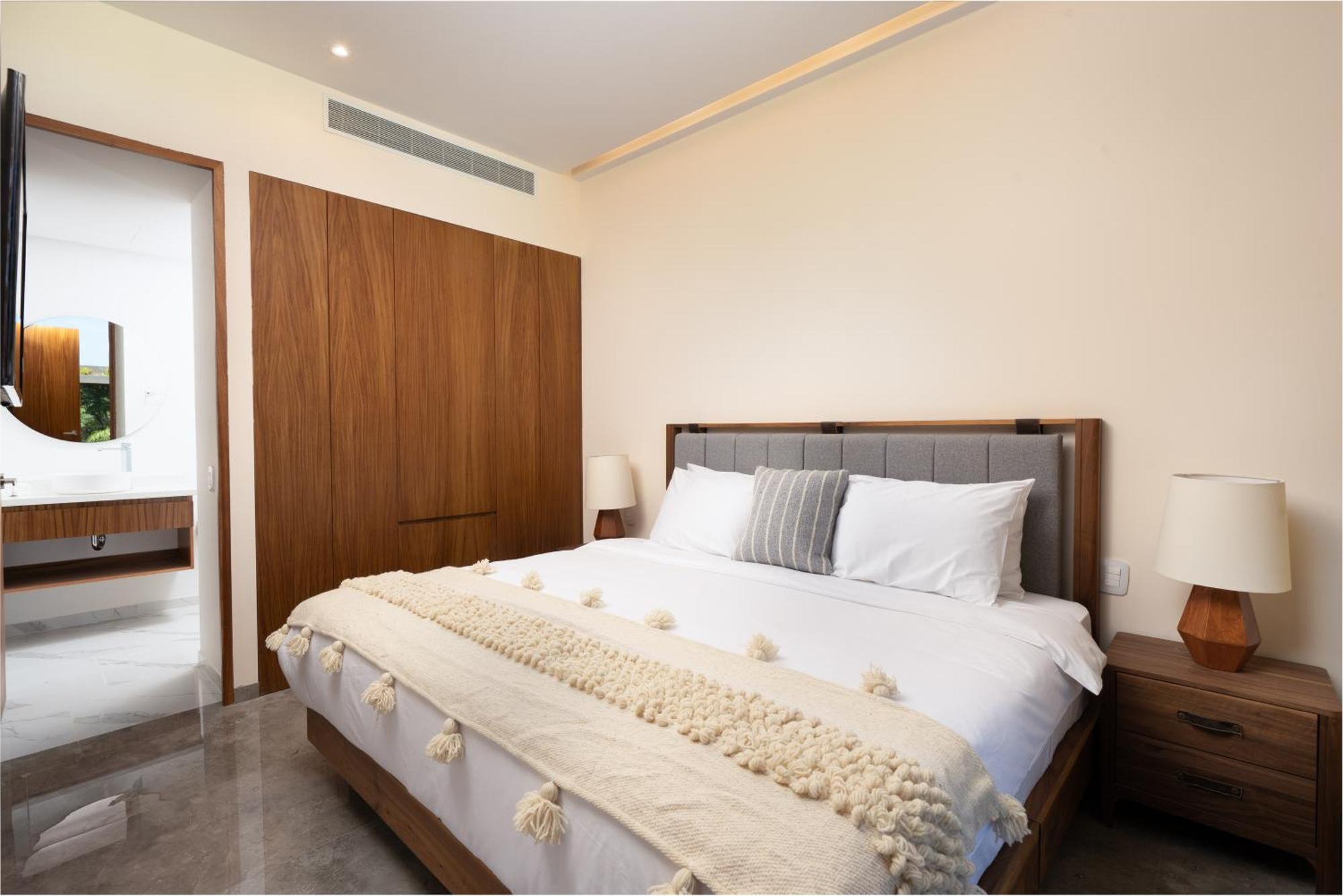 Mistiq Apartahotel
