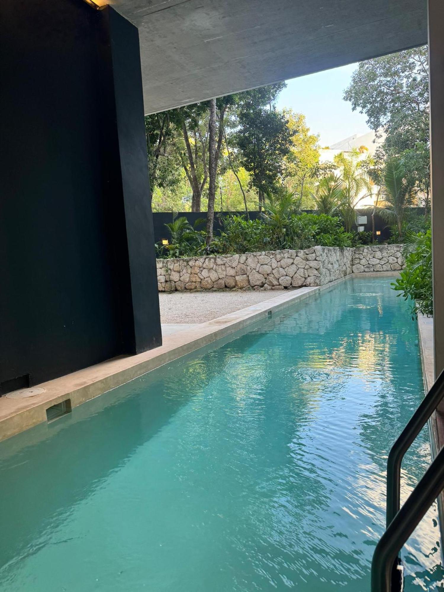 Apartahotel Iik By Groovy Stays- A Hip Condo-hotel With Wifi, Rooftop, Pool, Sleeps 6