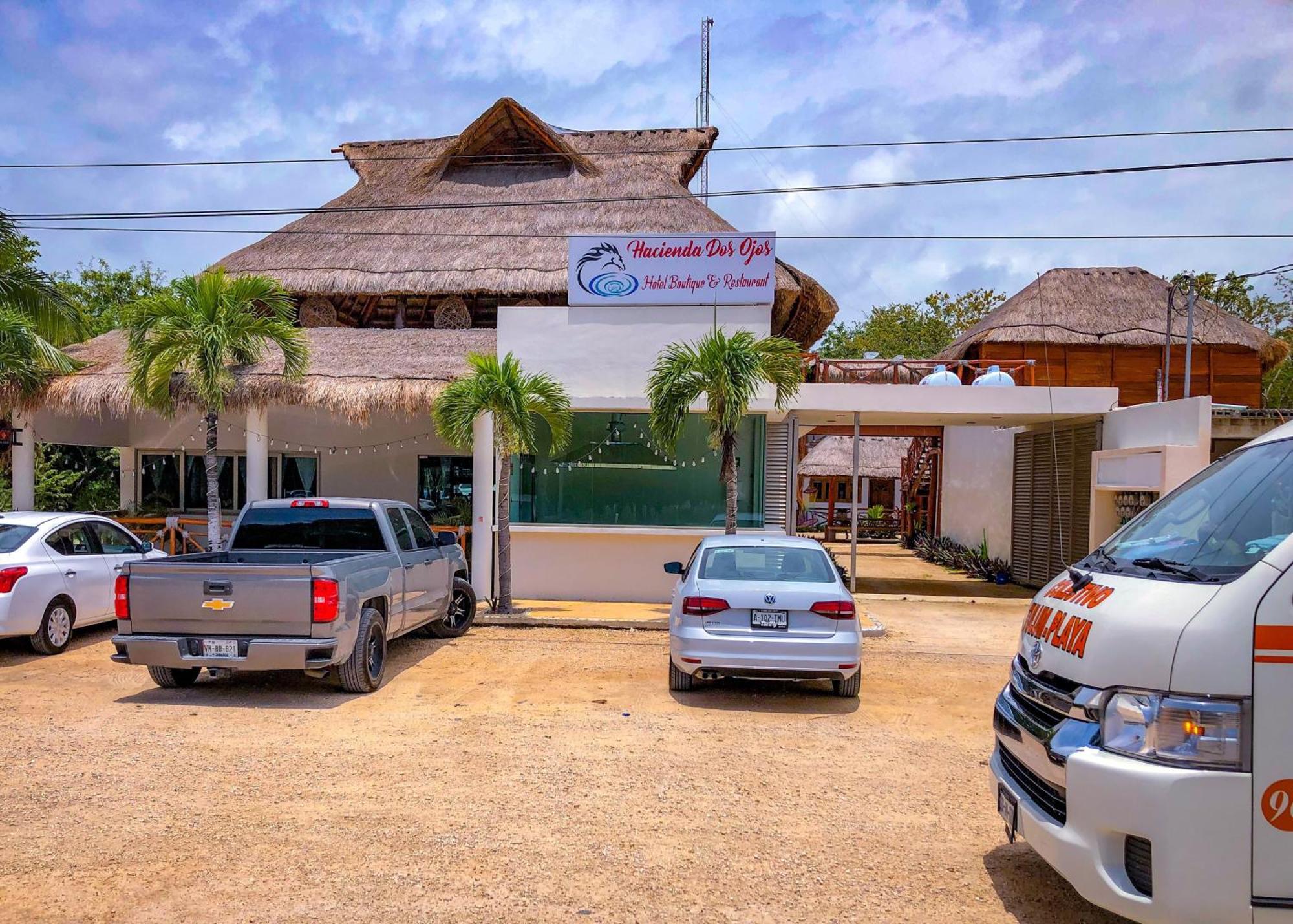 Hacienda Dos Ojos Hotel 4*