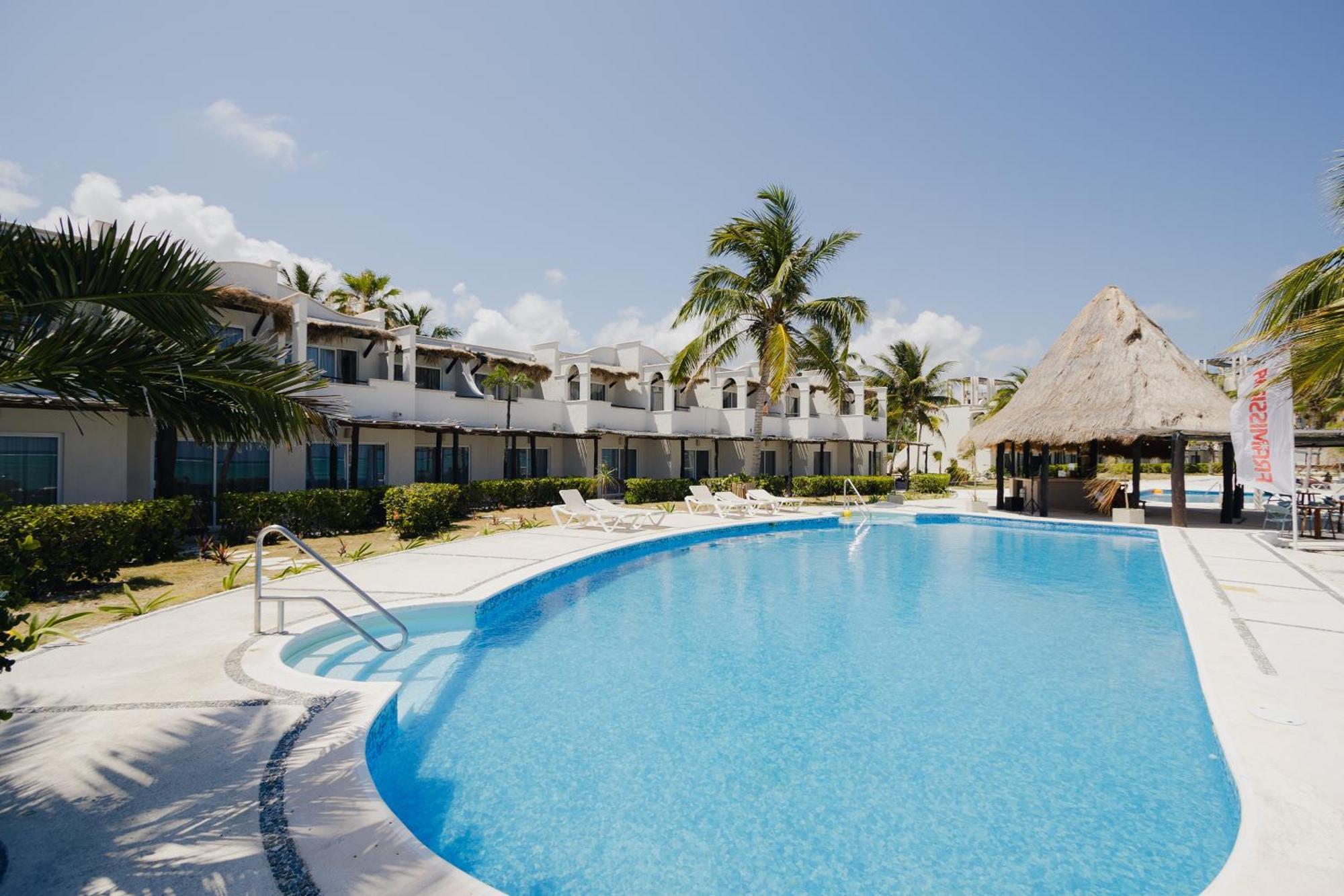 Vr Club Riviera Hotel 4*