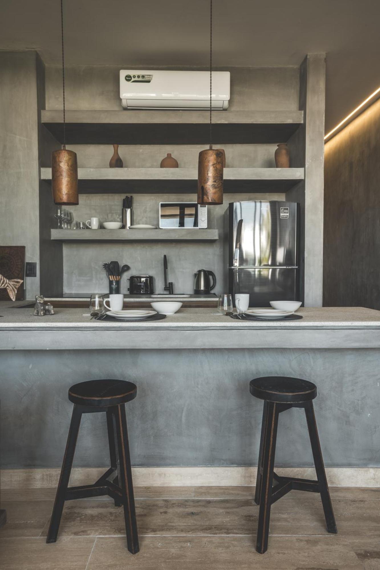 Urbano By Sundara *