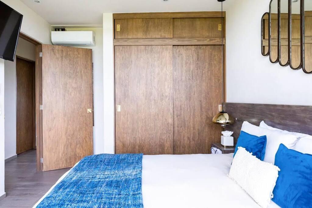 Designer Penthouse - Jungle Views, Bike To Apartamento *