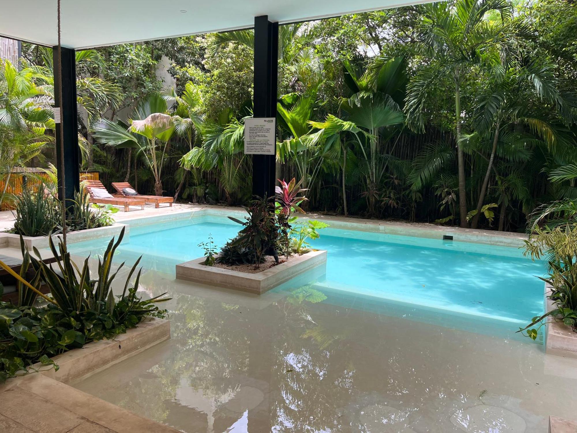 Luxe 3Br Stay - Private Terrace, Pool & Vibes Apartamento *