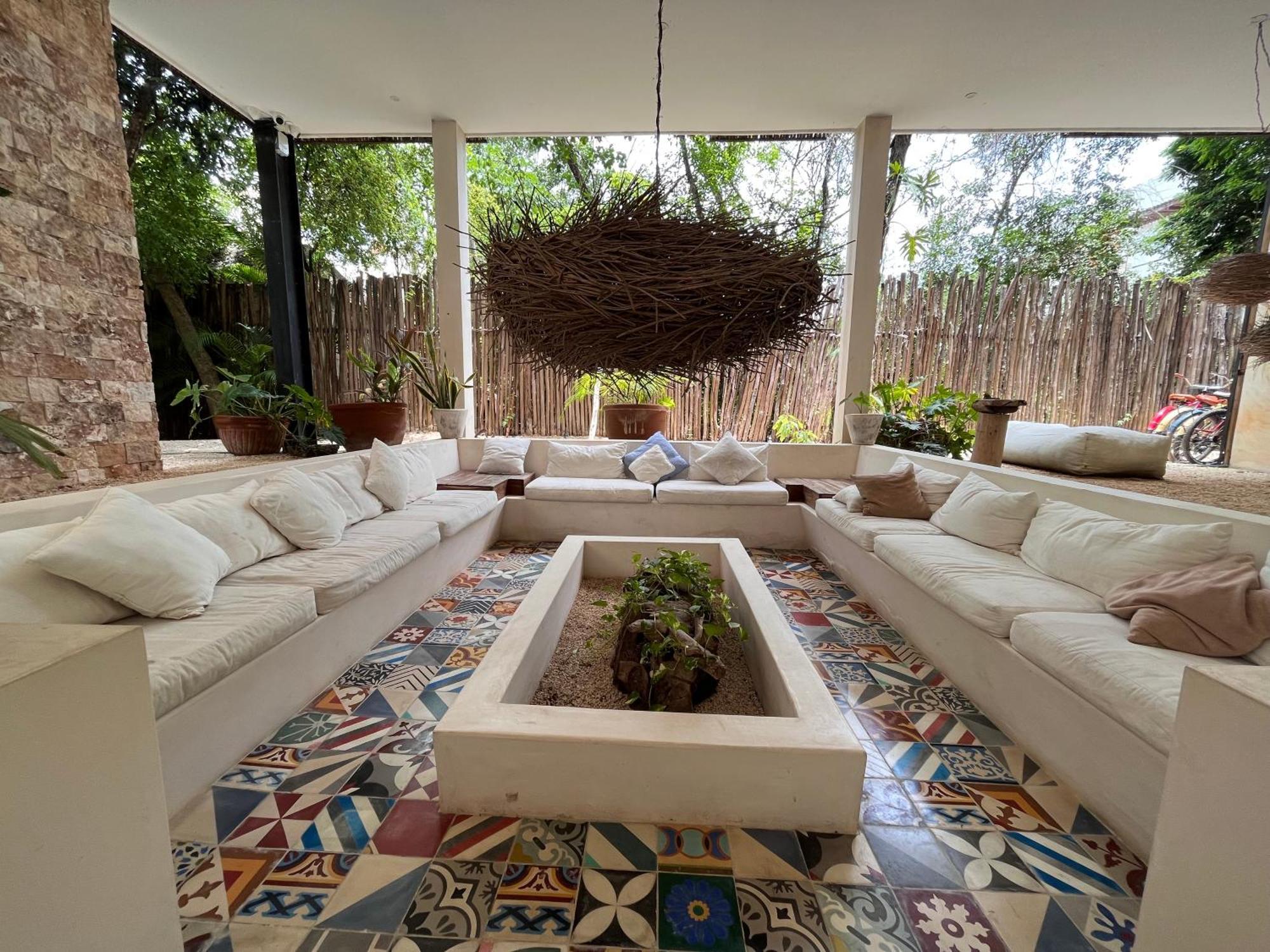 Apartamento Luxe 3Br Stay - Private Terrace, Pool & Vibes *