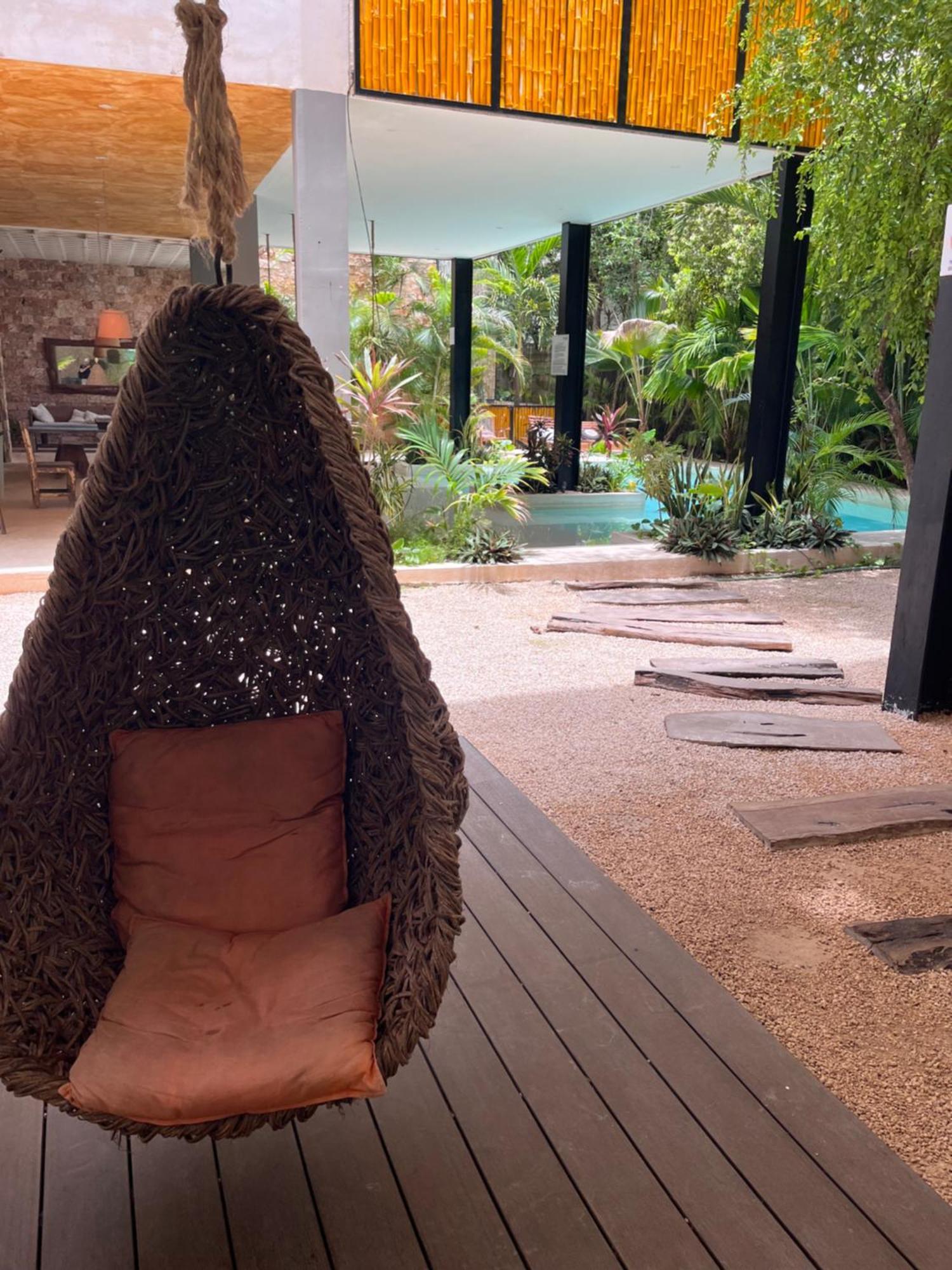 Luxe 3Br Stay - Private Terrace, Pool & Vibes *