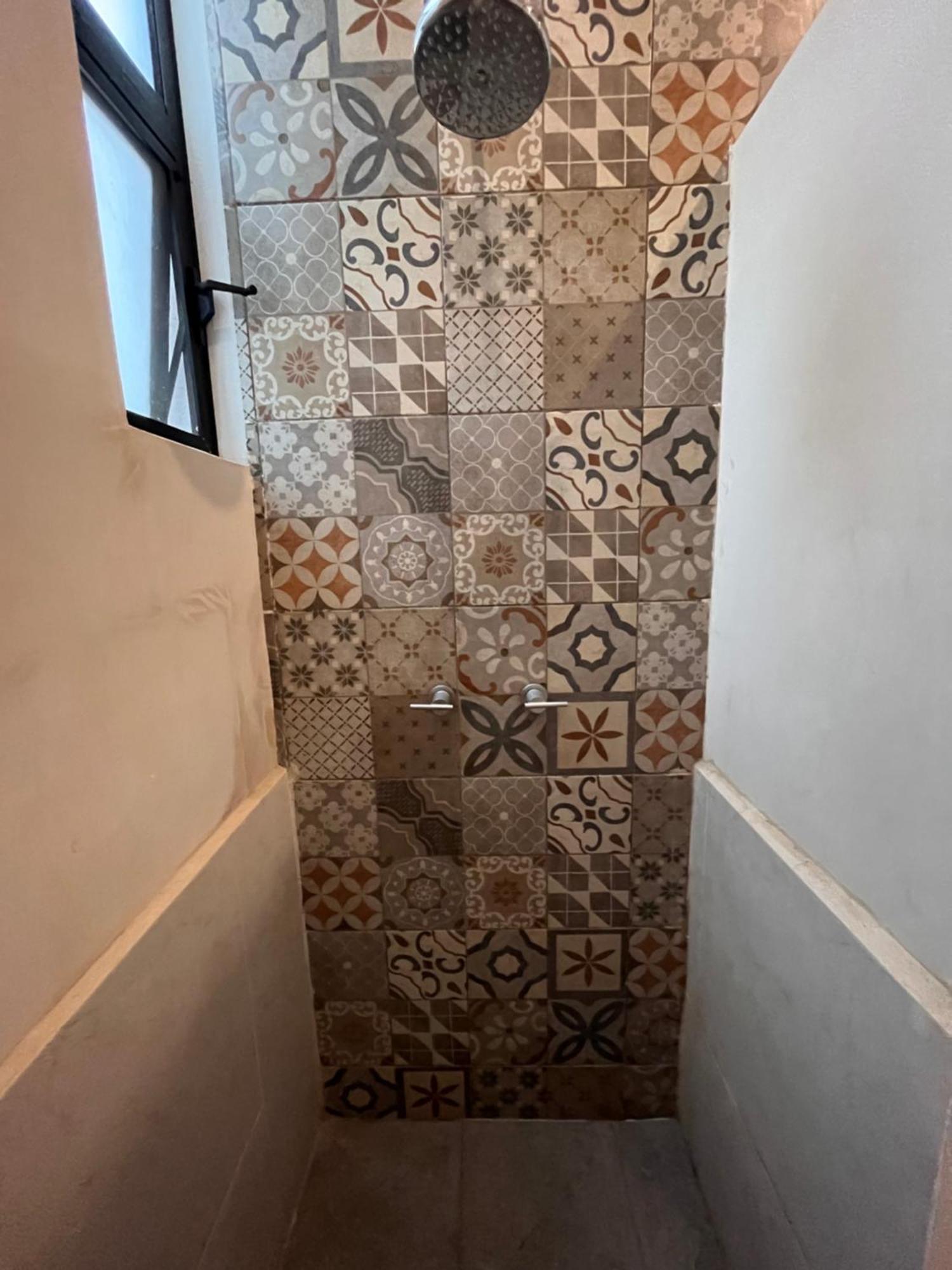 Luxe 3Br Stay - Private Terrace, Pool & Vibes Apartamento