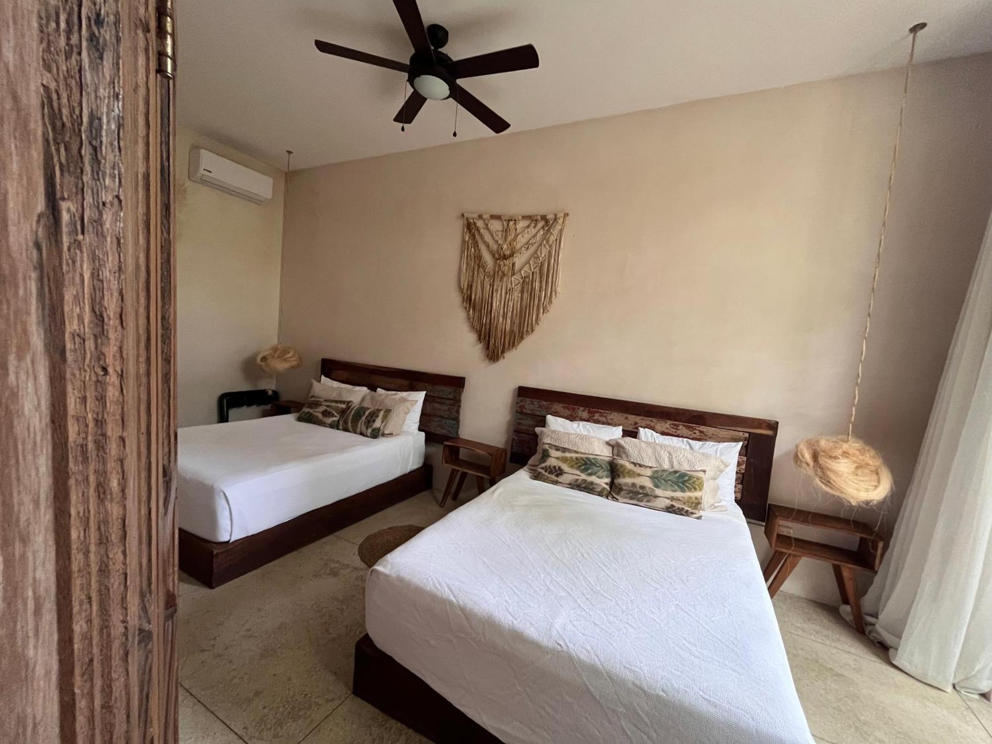 Luxe 3Br Stay - Private Terrace, Pool & Vibes Apartamento