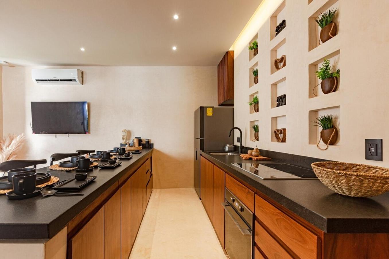 Luxe Jungle 10min To Hot Tub King Apartamento