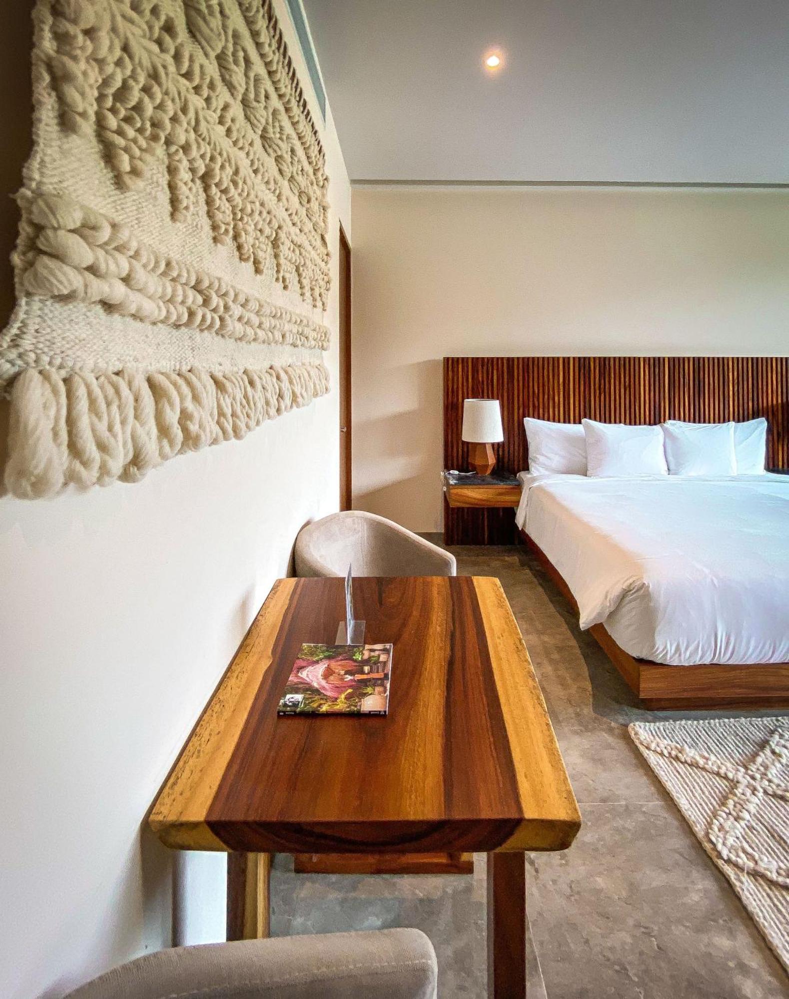 Mistiq Apartahotel