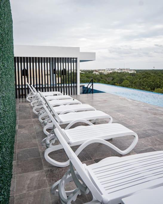 Elle 107 Tropical Aldea Zama