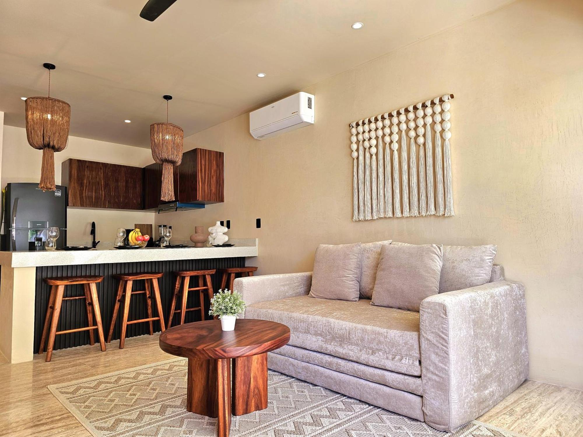 Apartahotel Loch By Bunik
