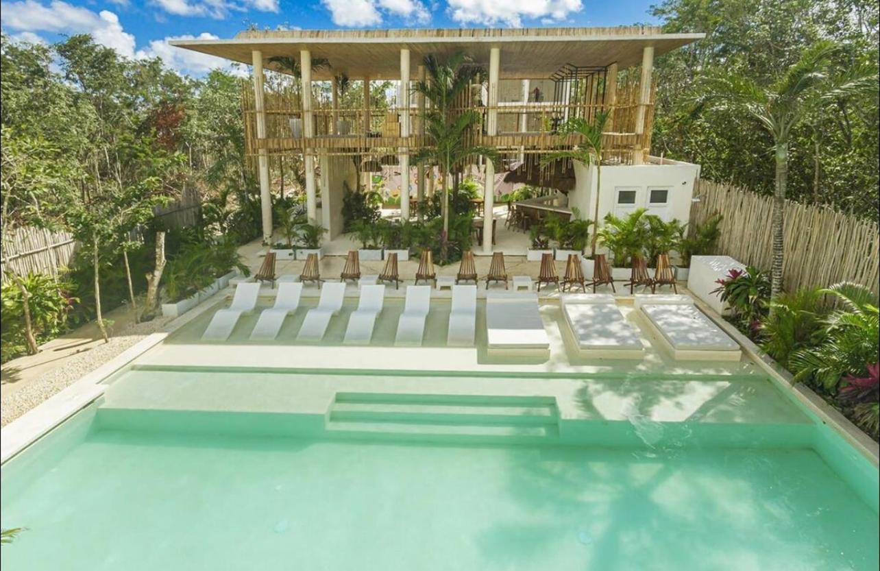 Muuk * Tulum