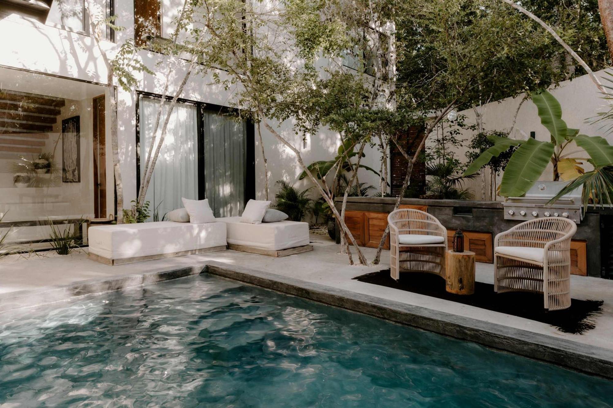 Sumptuous *