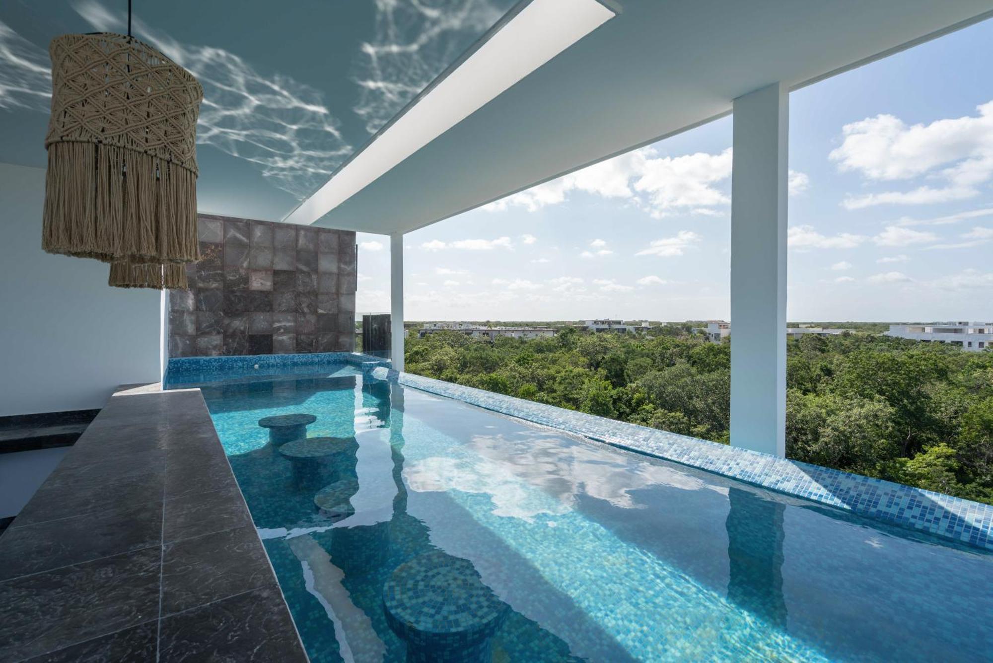Private Pool Retreat Roof Terrace Gym Access Apartamento Tulum