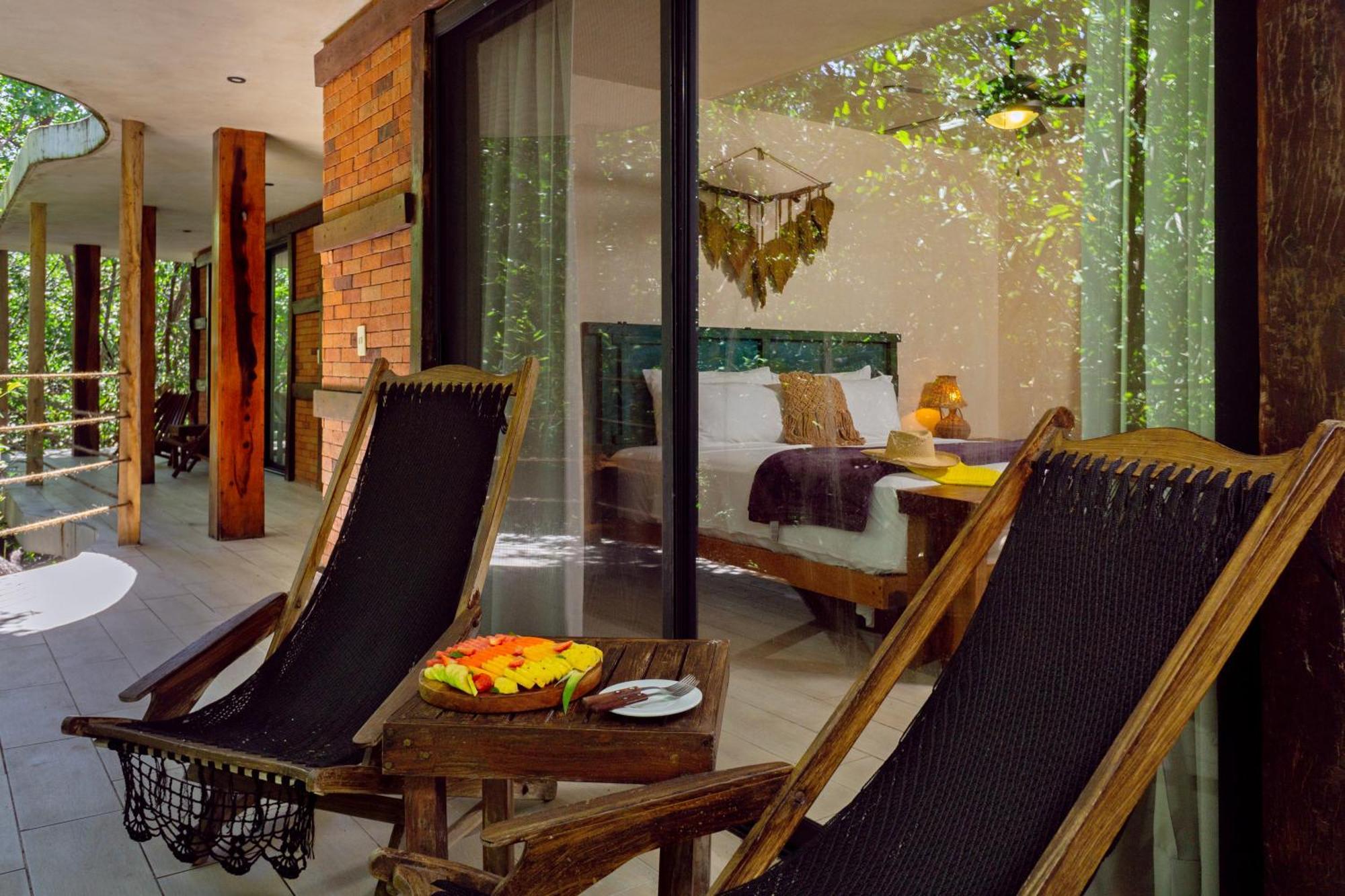 Sunset House Hotel