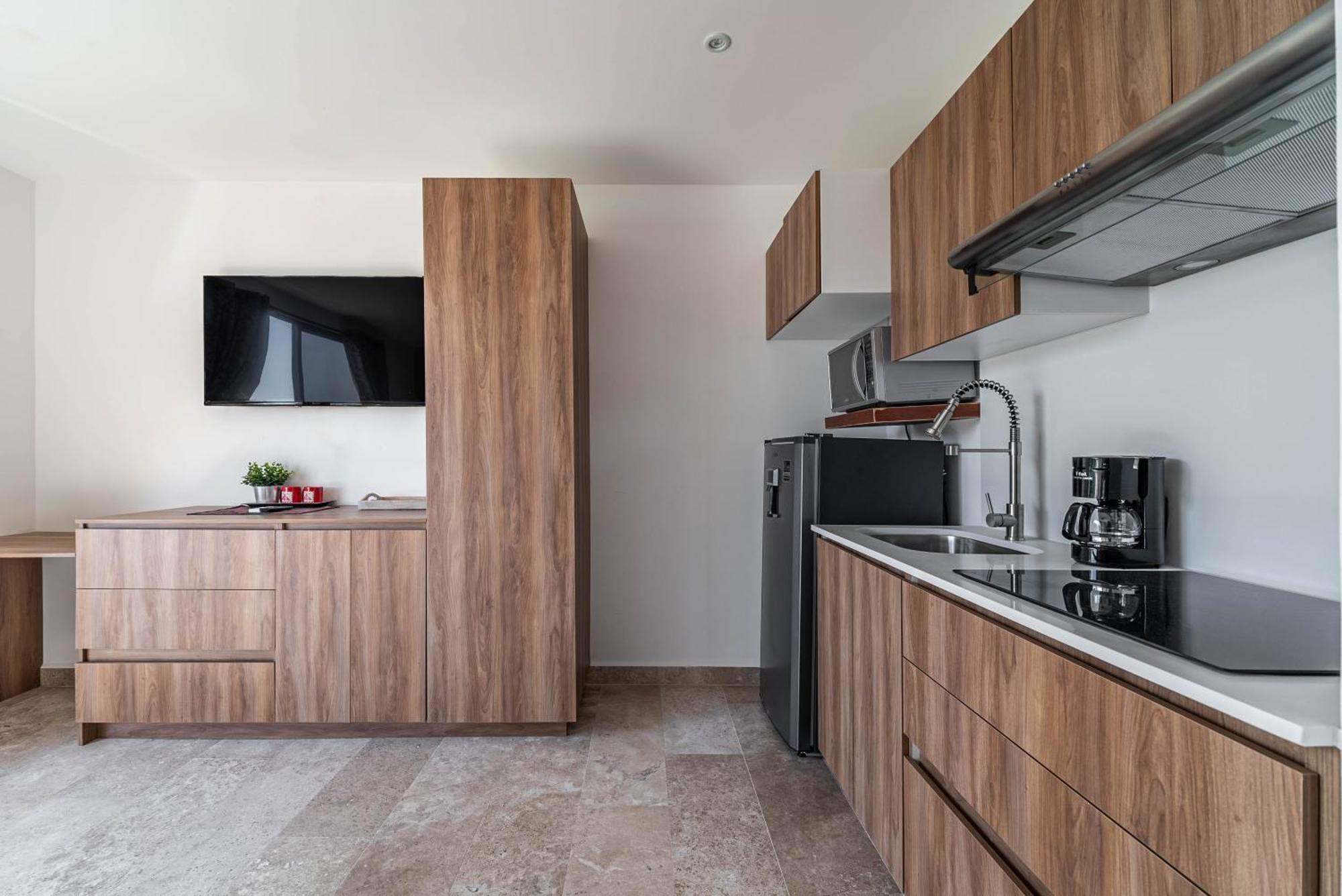 With Private Balcony, Rooftop Pool,gym Сasa de vacaciones