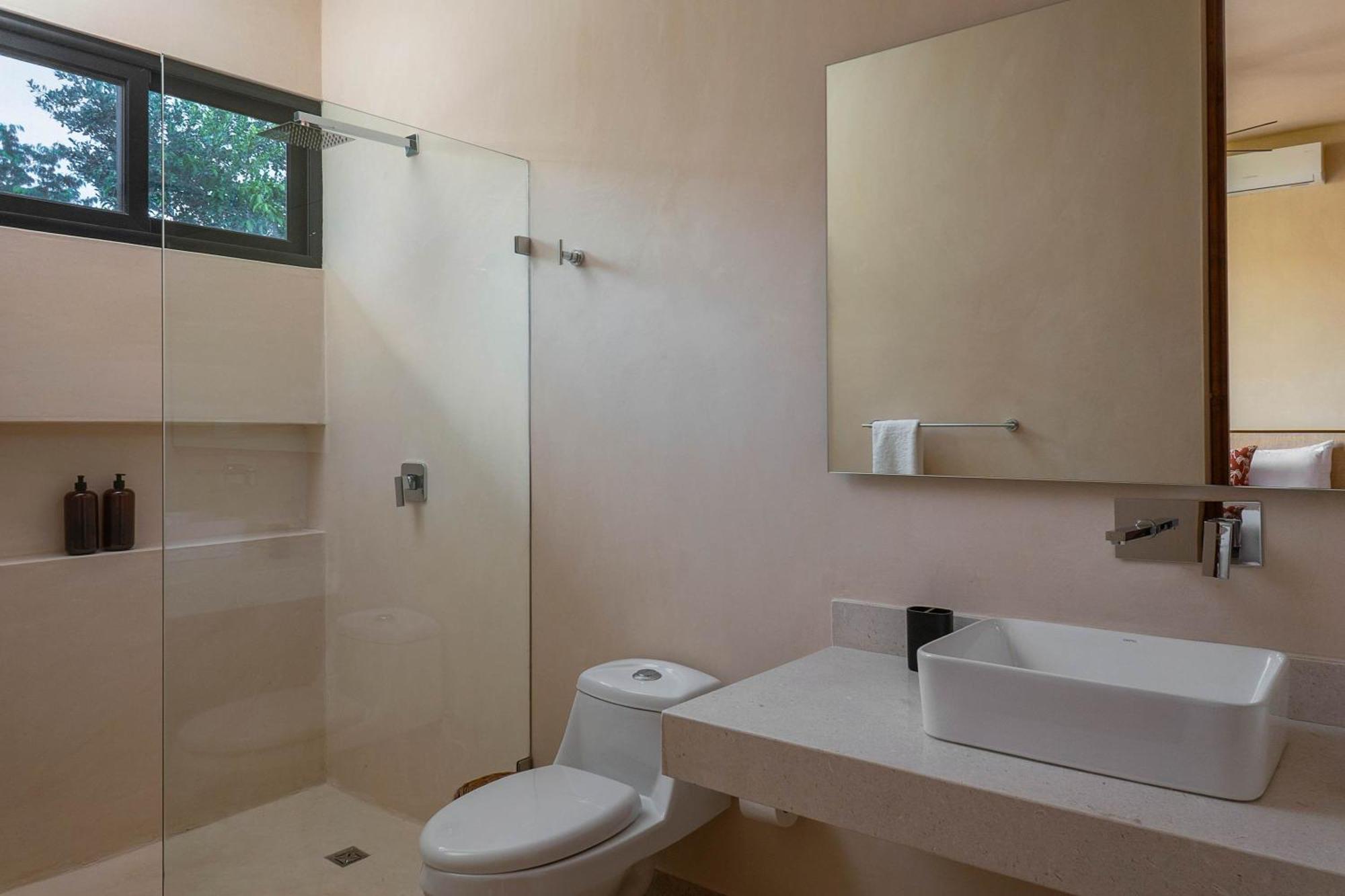 Сasa de vacaciones Elegant 4-Bedroom Villa With Dedicated Concierge