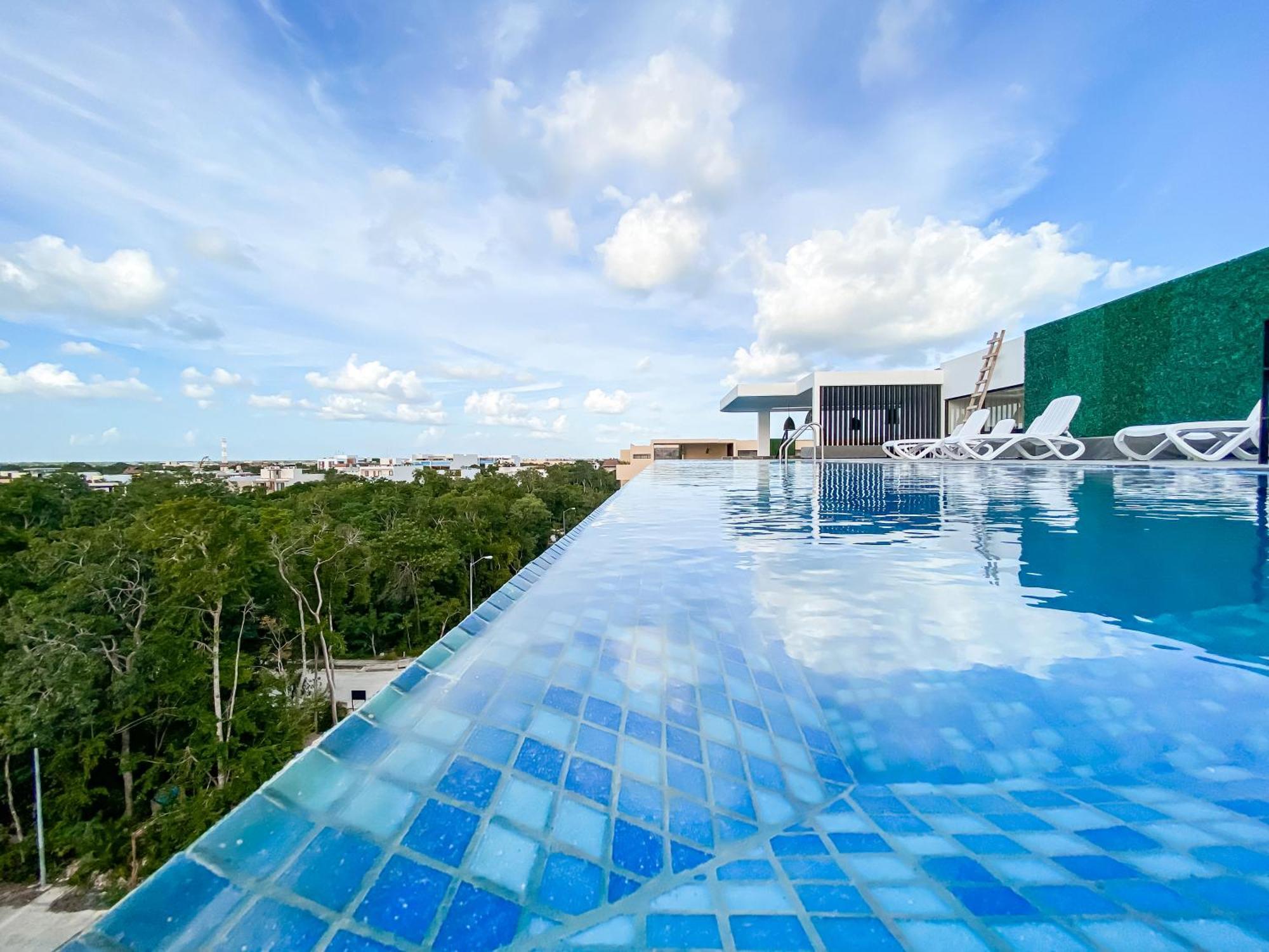 En Aldea Zama, * Tulum