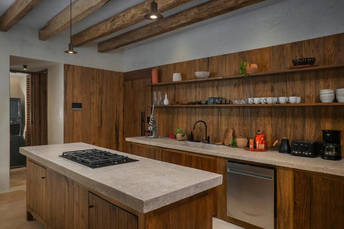 Chic 3brgated Community, Rooftop, Private Pool Tulum