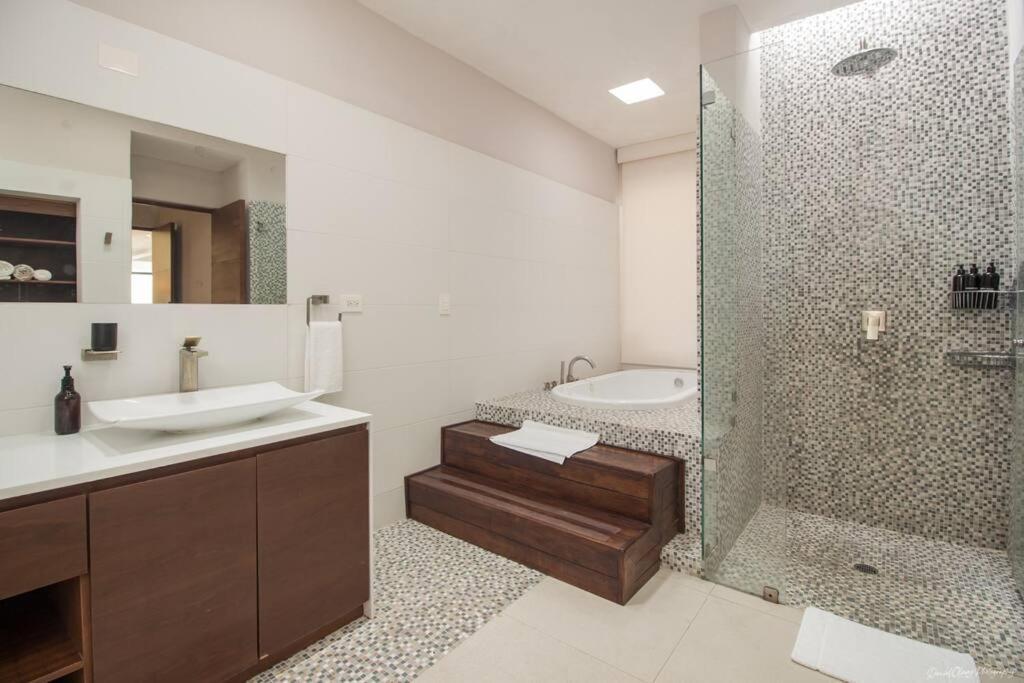 Villa Casa Gran Malix - Next Level B *