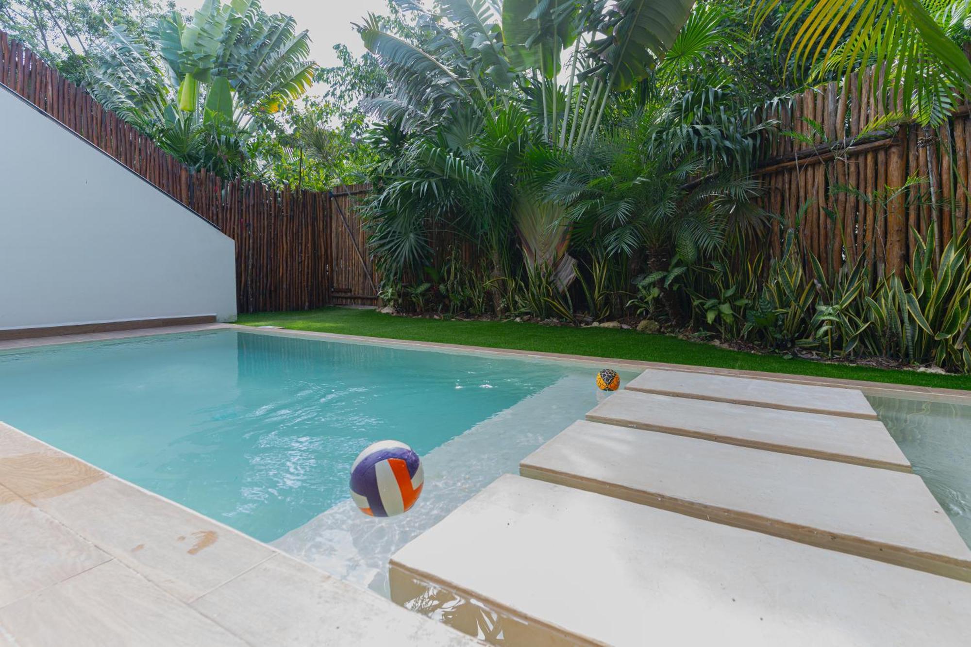 Asana 5 Luxe Retreat - *