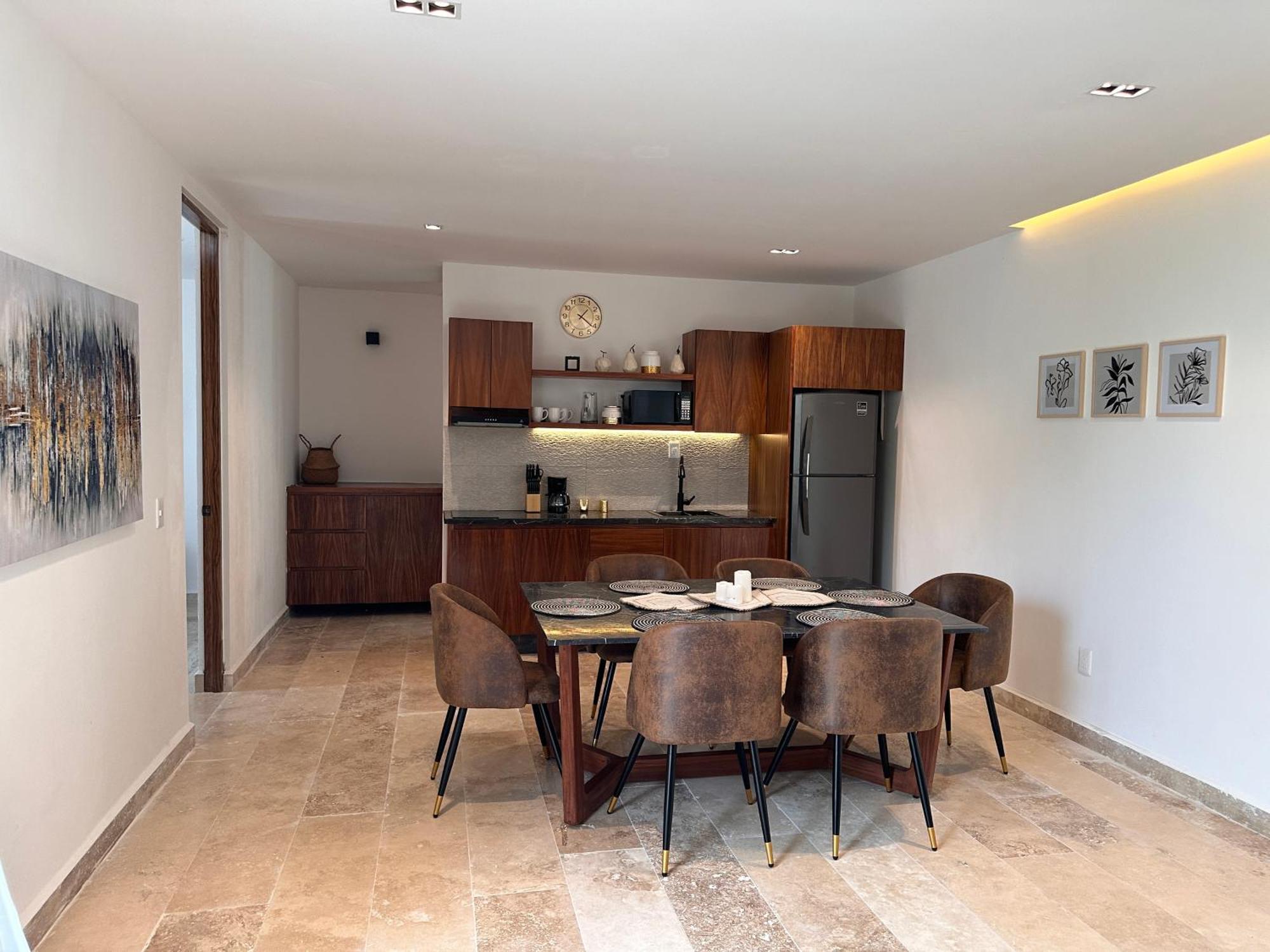 Sak Tuunich Luxury Residences *