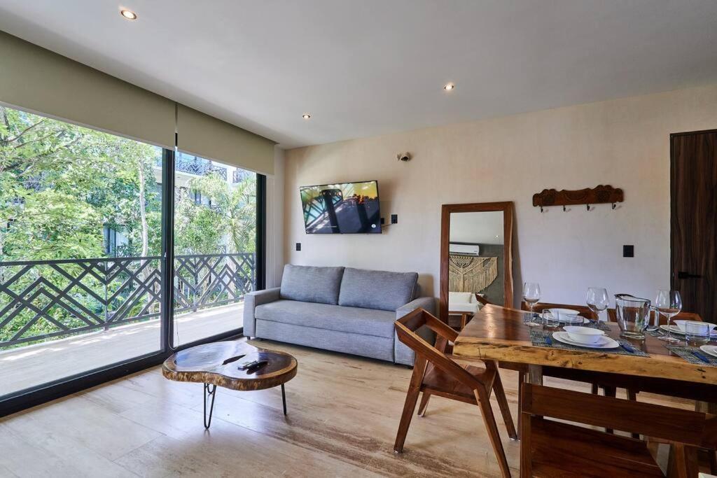 Apartamento Tulum Escape - Stylish Pool, Gym & Parking Tulum
