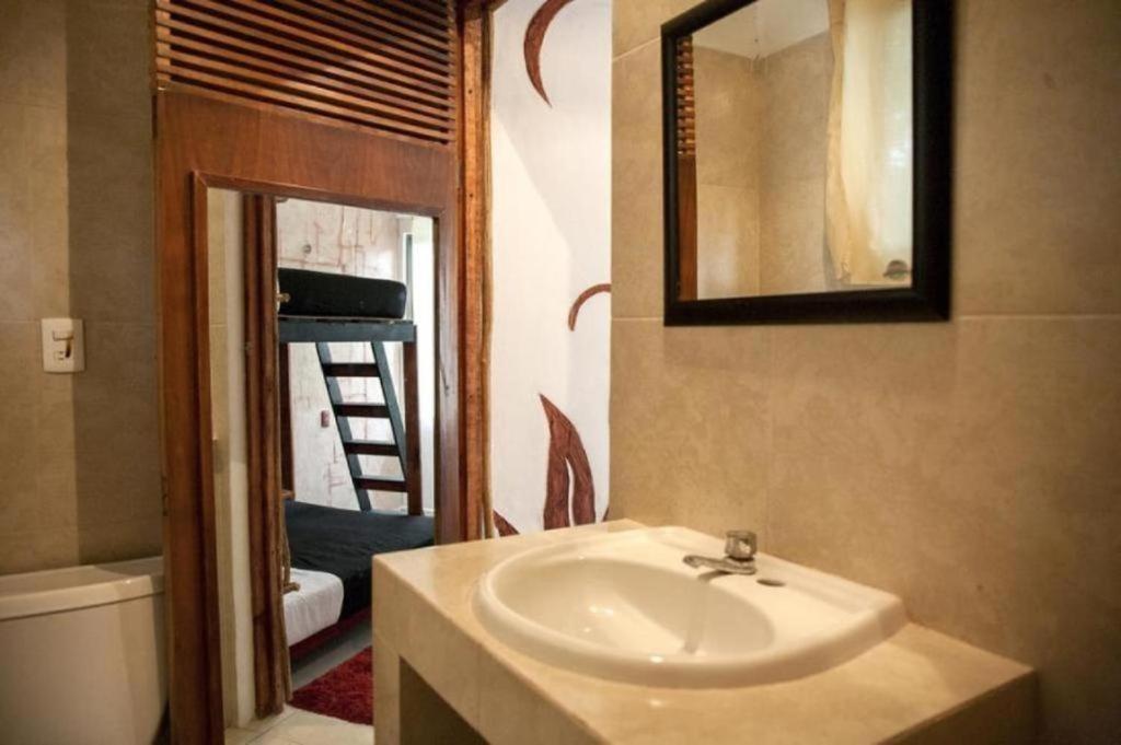 The - Food, Drinks And Transportation To The And Cenotes Hostal