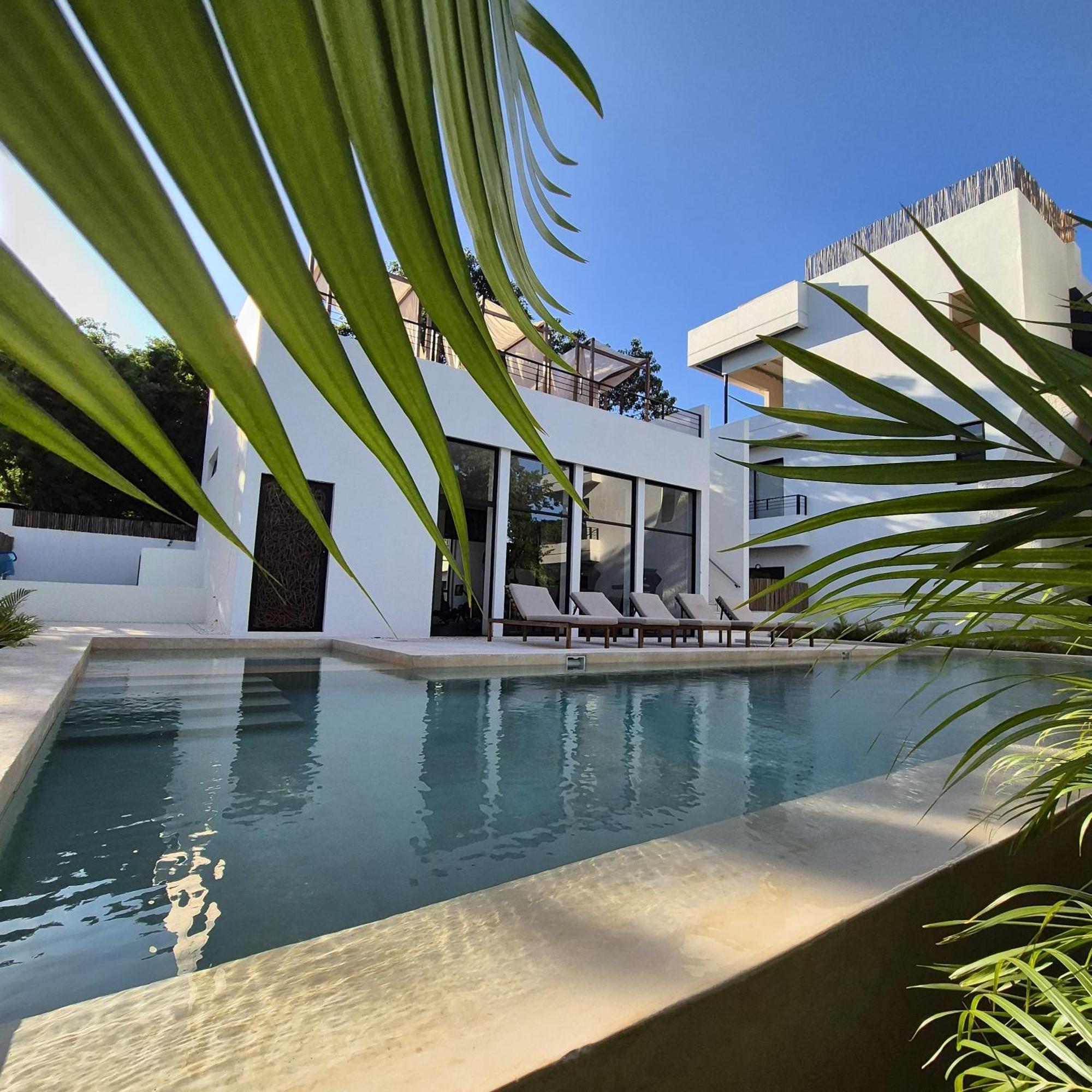 New Luxury With Plunge Pool