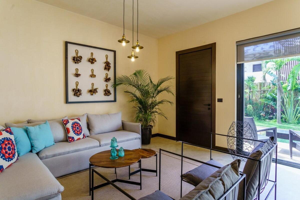 Selva Friends And Family Up To 12 People 4 *
