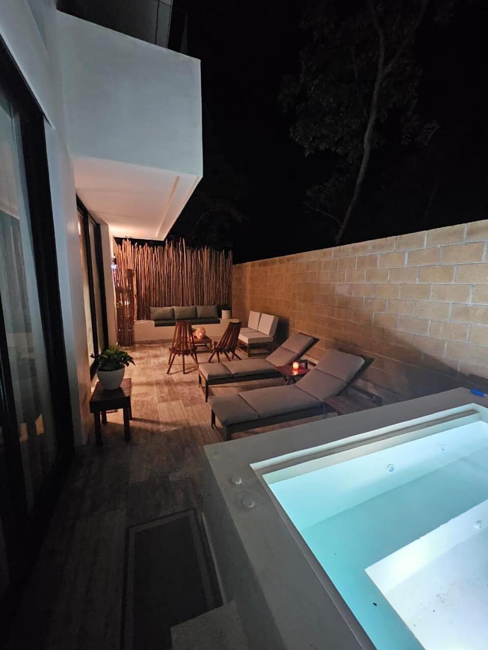 Maria With Jacuzzi Apartamento *