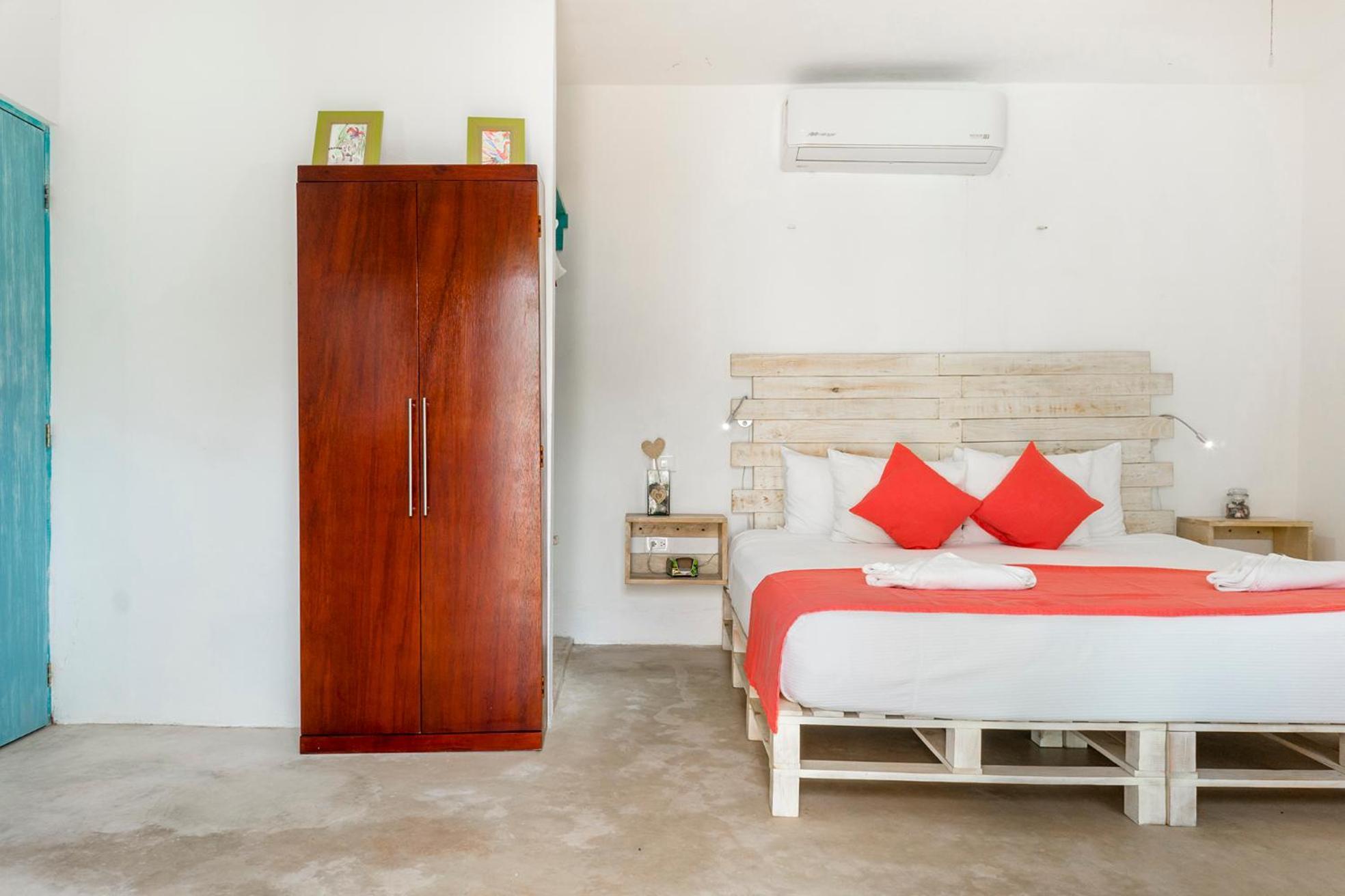Casa Toloc *