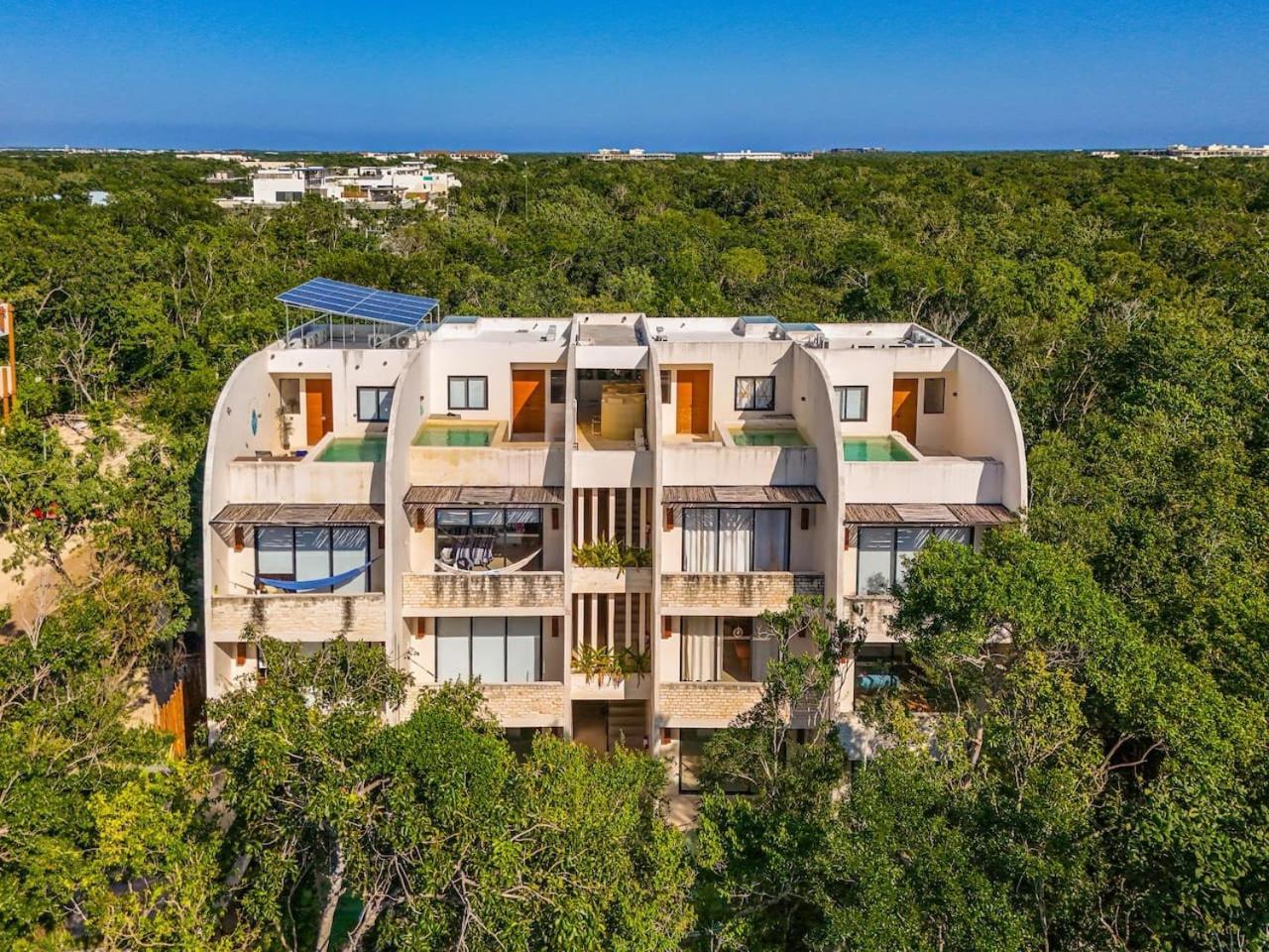 Lux 1 Bedroom With Rooftop Pool In Jungle At Paraiso Сasa de vacaciones